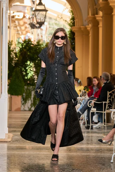 Look 68